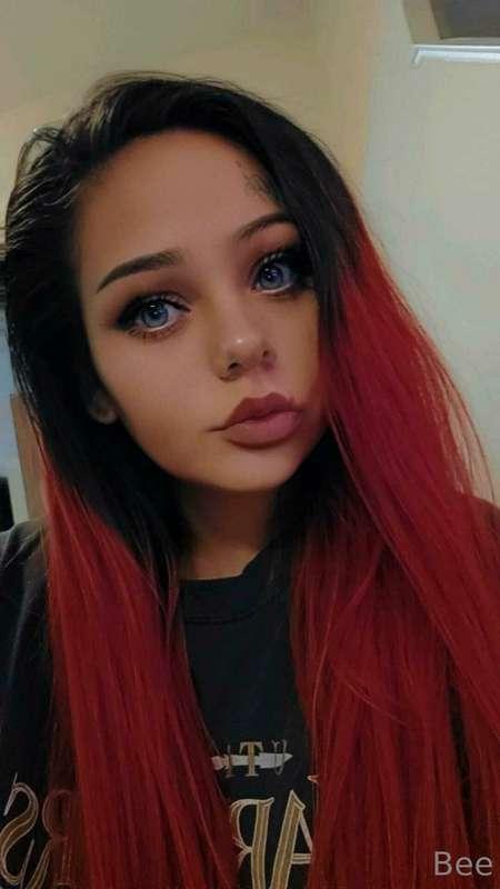 Slutty and sexy everyday.. 😏💋💦 Wanna see more? Inbox me! 💋