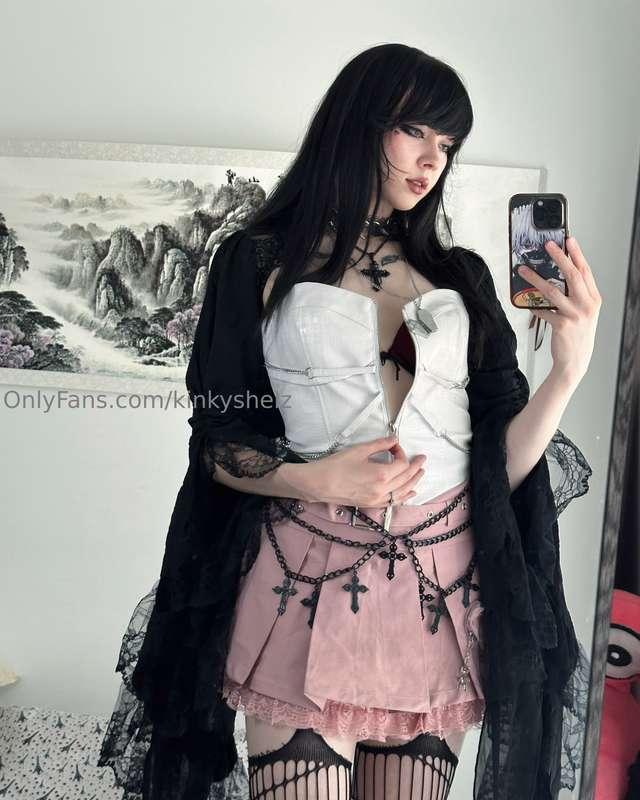 Do you like it when I unzip this white top slowly? ;3 
