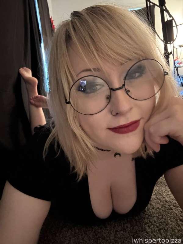 user396059627109756928 image #2