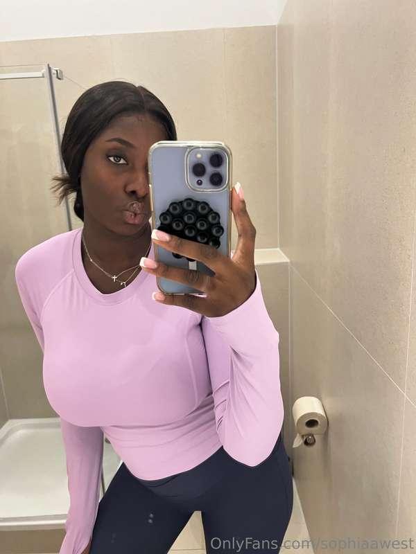 sophiaawest image #1