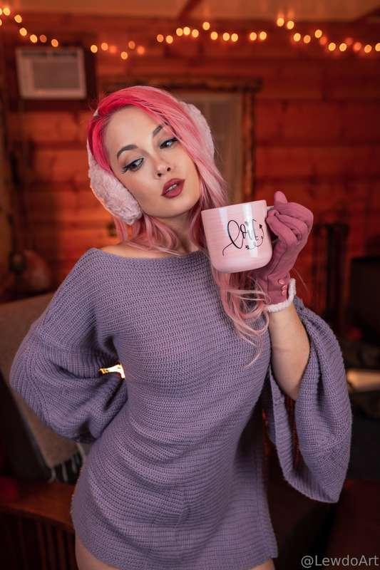 The set tomorrow will be this, but without the sweater HEHE!..