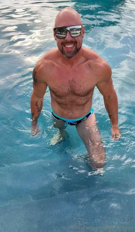 Yeehaw and cannonball! 💦💦