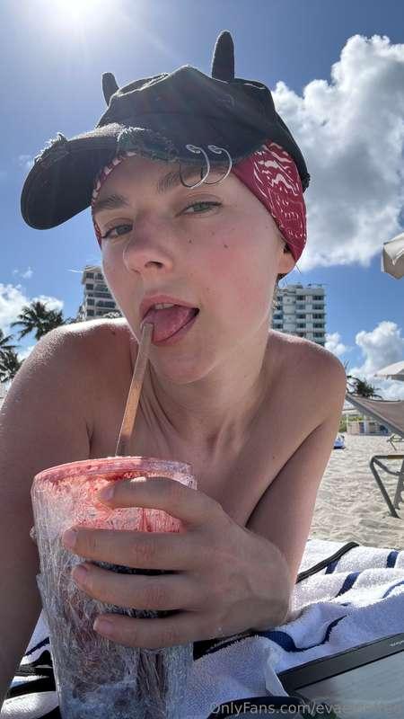 Just me being innocent on the beach…Well, almost innocent🏖️💅