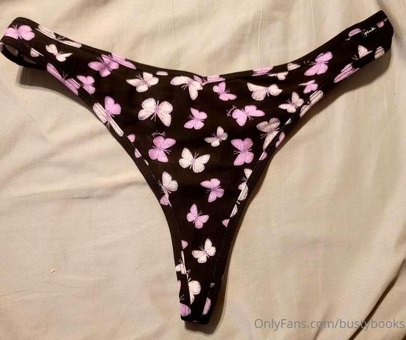 Day 1 of my new panty try on! Leave a tip to see how they lo..