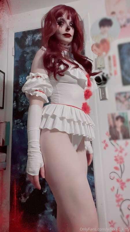 I hope everyone is excited for my Halloween video!! Don’t fo..