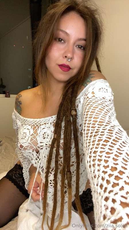 No soy un ángel pero me arrodillo y te enseño el cielo💦👅