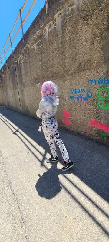 💖💙Took some photos out in public! 💙💖
😅was very nervous
 but ..
