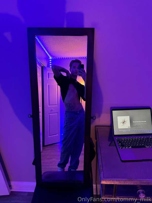 purple lights >>>>