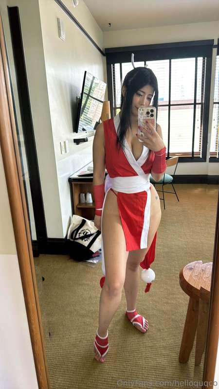 I do in fact have a huge Mai Shiranui pack of pictures and v..