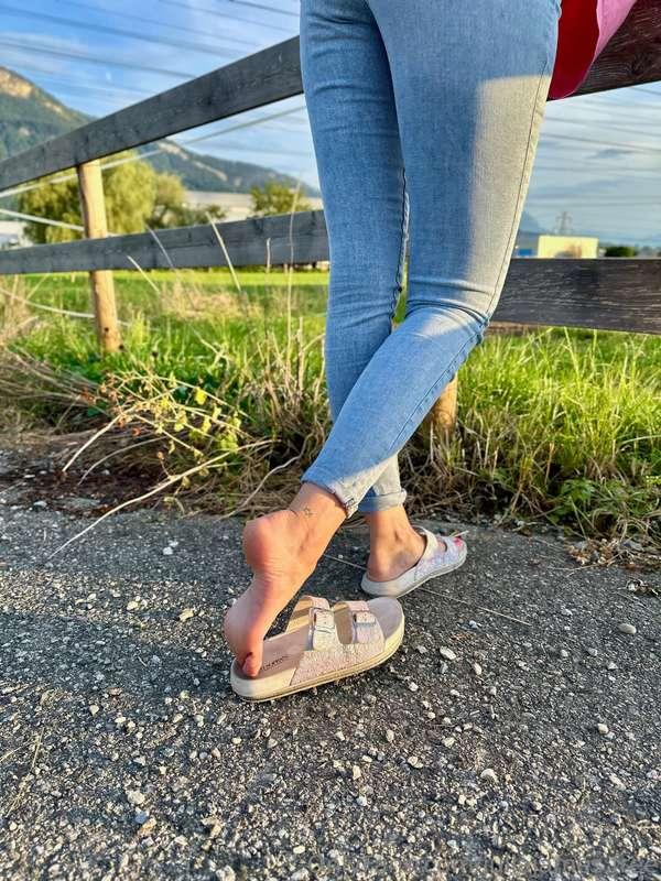 juliajames.free image #0