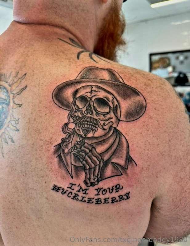 New tattoo 🤪 Who Dis?