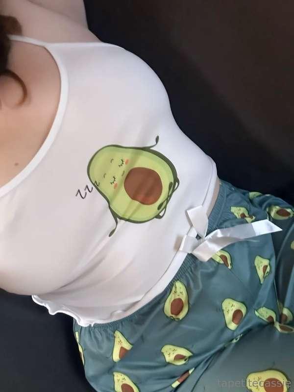 Qui m'amène un café et un avocado toast ? (Je ne suis pas le..