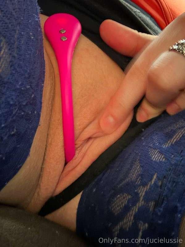 show pussy in public restouran under the table wow! 