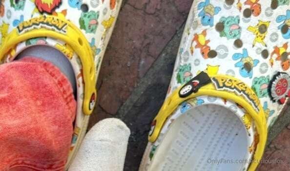 Pokémon crocs & white socks 😘