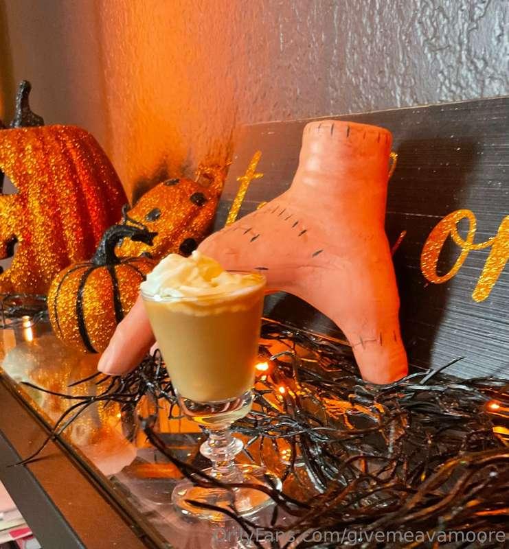 givemeavamoore image #0