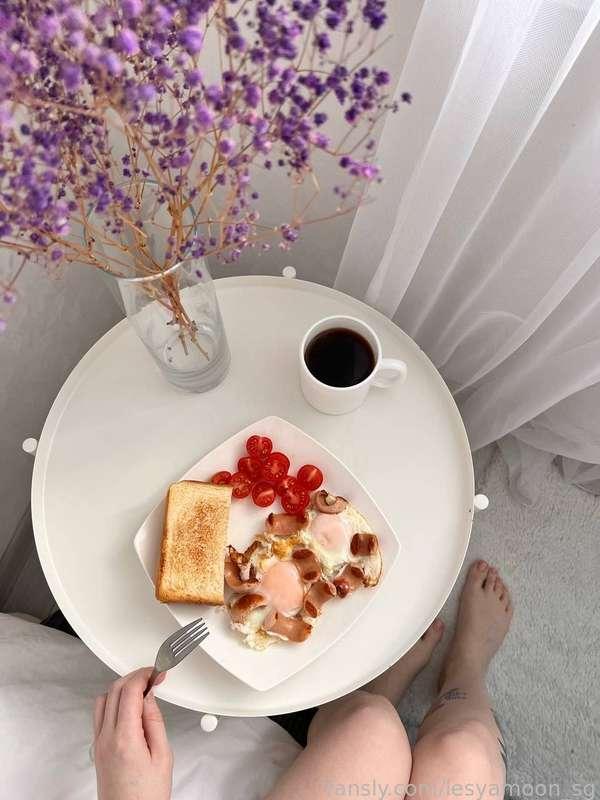 Yes, I'm one of those people who like to take pictures of food, its aesthetic appearance delights me 🤩

What was the last time you ate?






 #Food #life #slim #baby  #fyp  #sexygirl #supper #content #sexy #happynewyear 