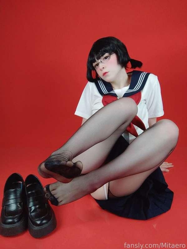  [ ❤️ • School Girl • ❤️ ]

[ F o t o s ]