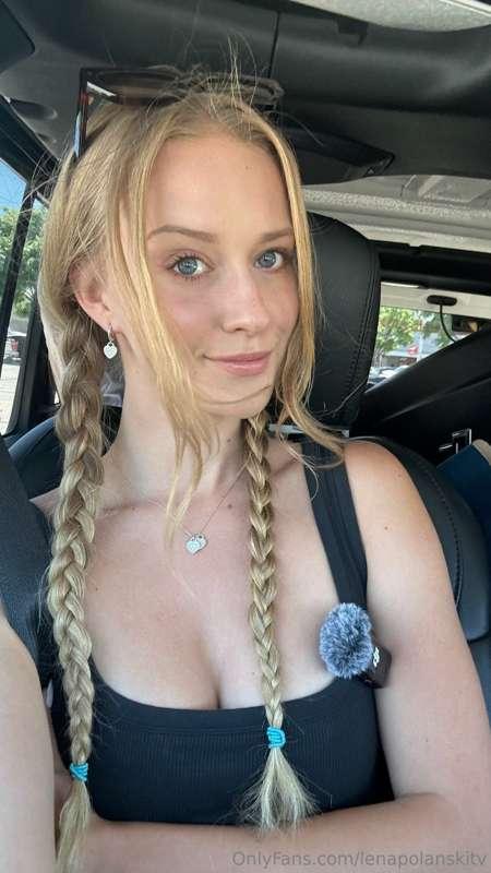 Road trip together? 😘