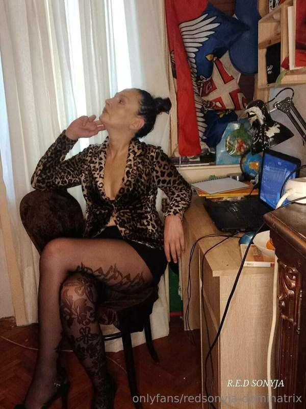 GOOD MORNING ..oh crap this paperwork is in the office again..