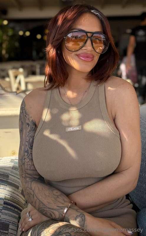 Describe me with 1 word... 