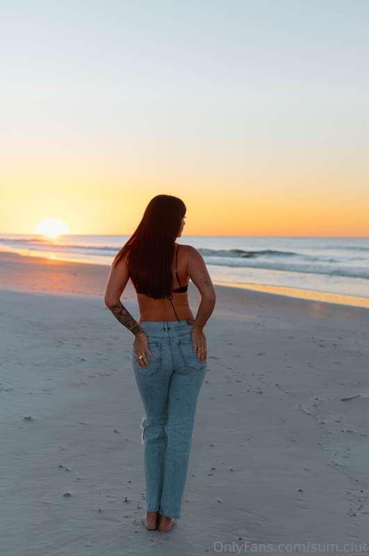 At the beach with my pants off🤪