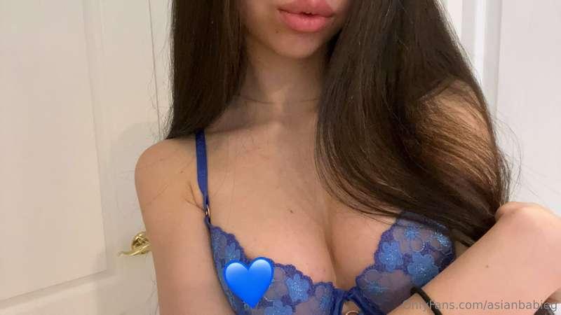 Did you see my blue lingerie bundle?💙🙈