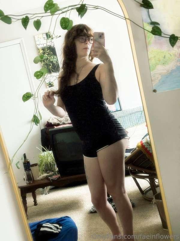 I’m still alive 🖤💕 thank you my loves for being patient~ I h..