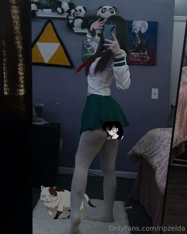 Just did my kagome cosplay!!! 5$ to unlock the uncensored ve..