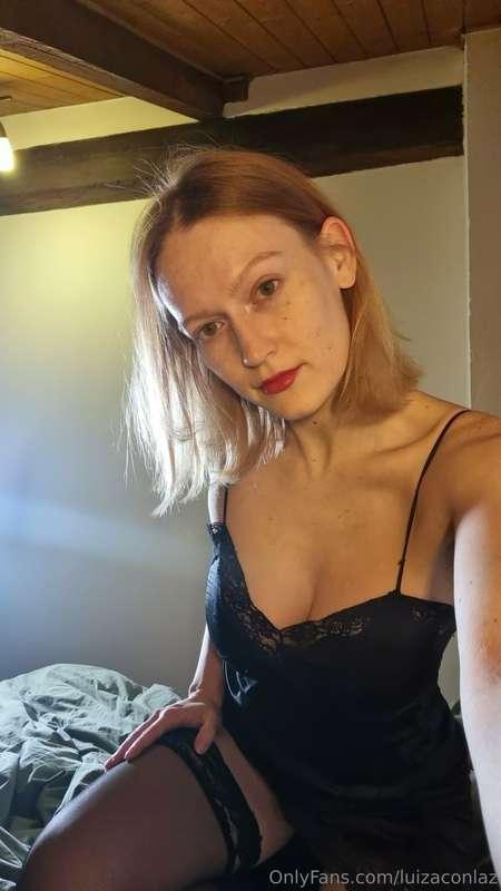 Feel like a innocent devil with this outfit! 😈