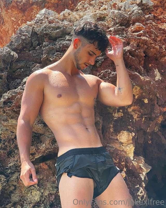 Good day at the beach 🏝️