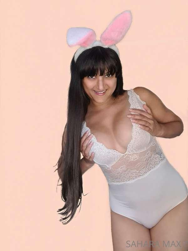 Happy Easter 🐣  Would you let me deliver your sweets this ye..