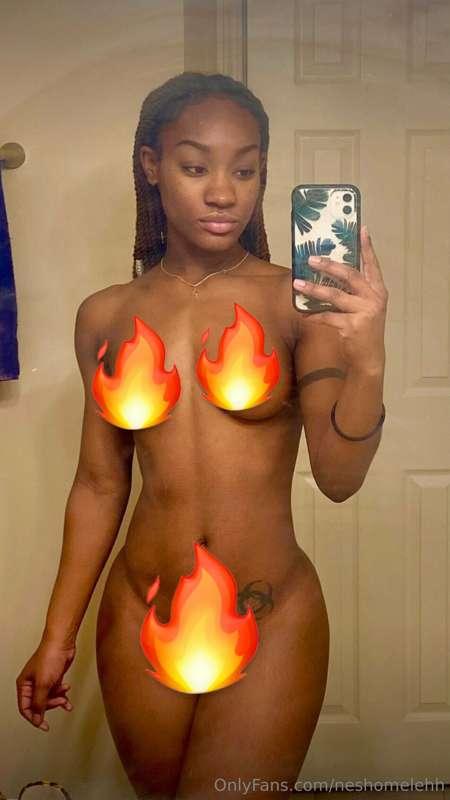 Preview: Here's a front nude of my body after the gym👀