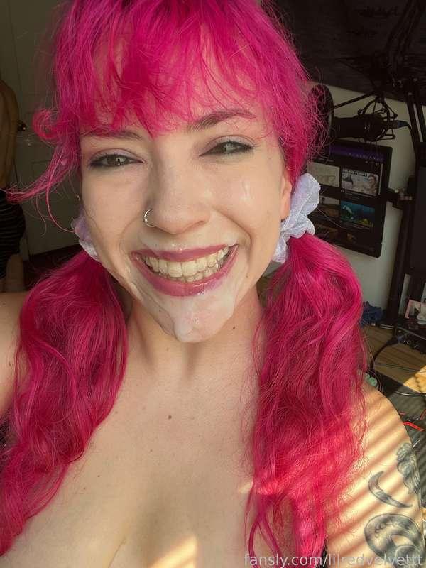 lilredvelvettt image #1