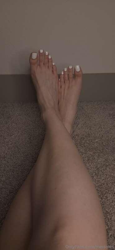 Long perfect toes for Toesday 