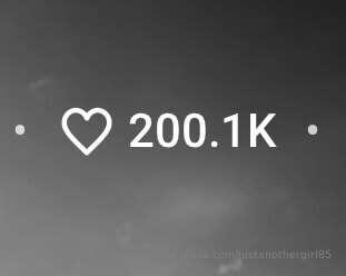 Hit a milestone on my main page the other day! 200k ♥️s on m..