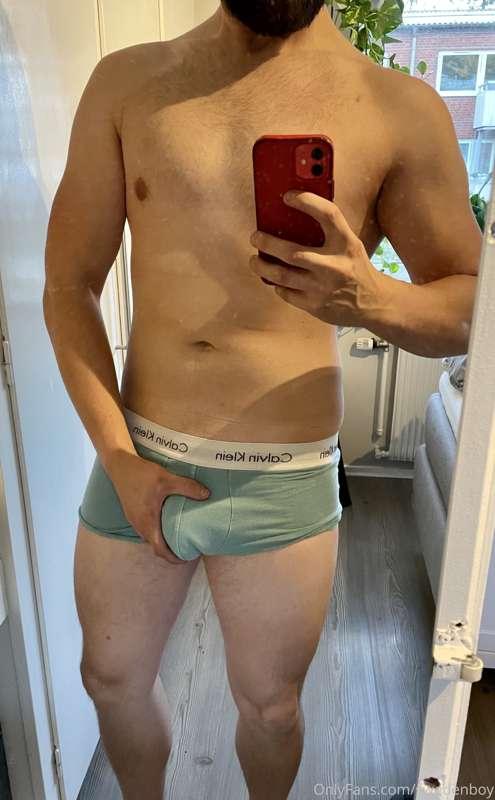 Comment or DM your kink or biggest turn on, and I’ll try to ..