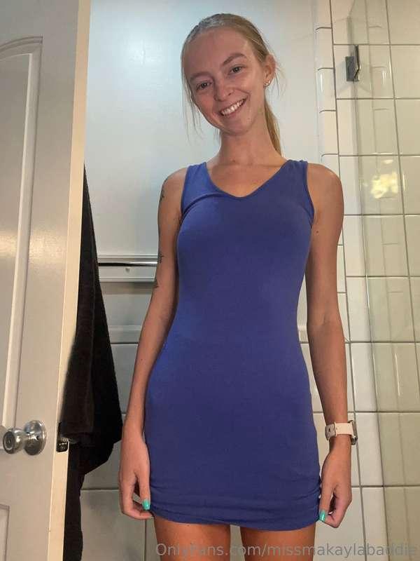 My dress matches my gym clothes today hehe💙