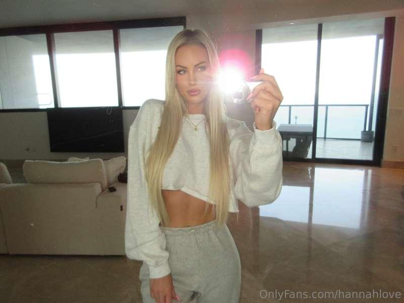 Selfie time.