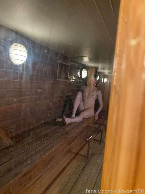 elizabeth88 image #1