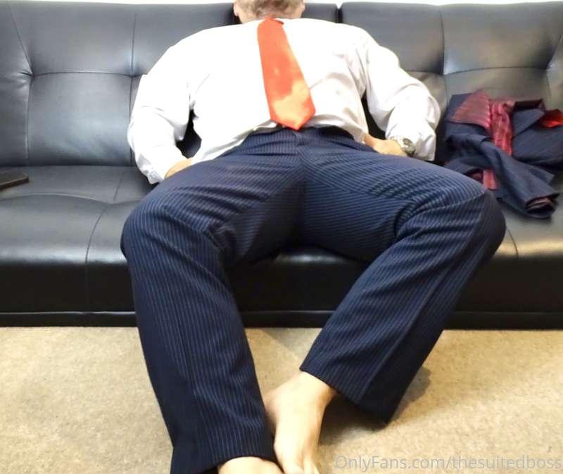 thesuitedboss image #3