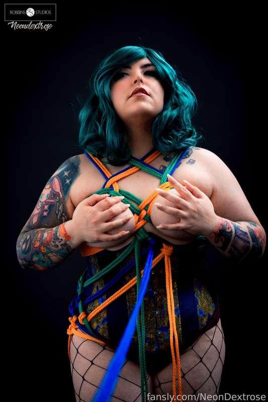 neondextrose image #1