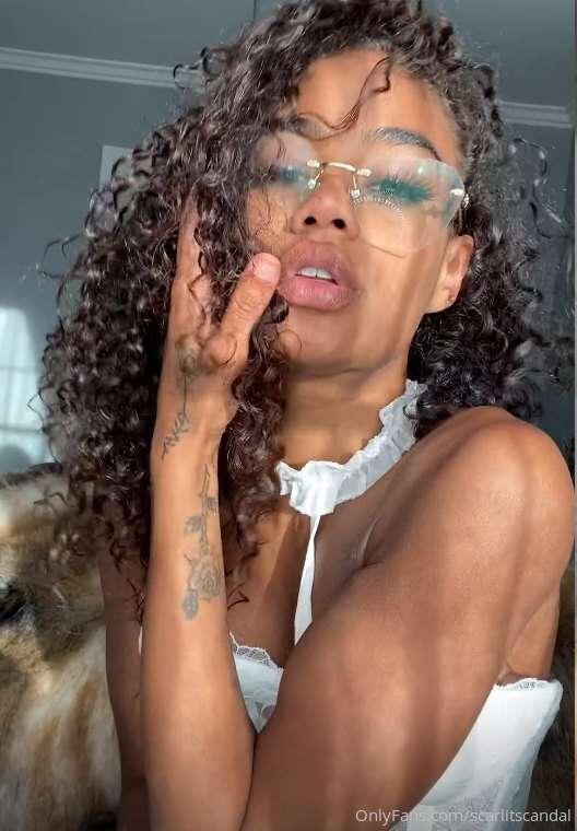 Do you want to see me play with my pussy in this new lingeri..