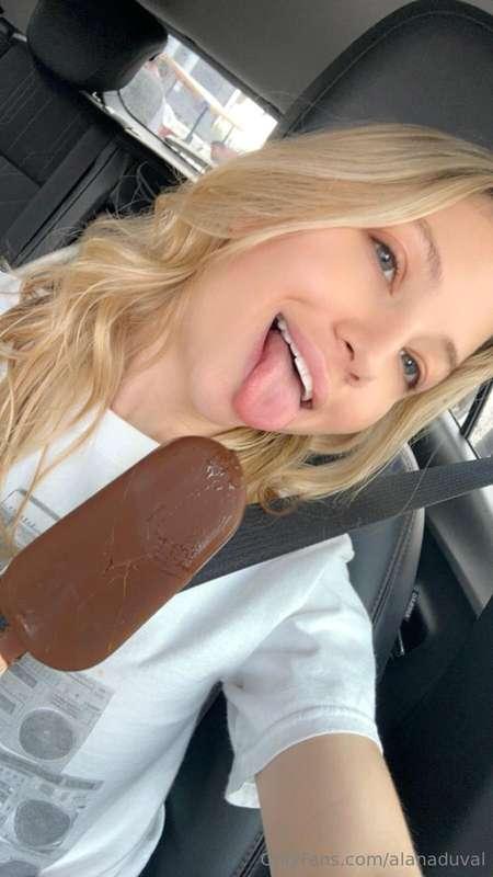 nothing beats simple pleasures... 👅😈