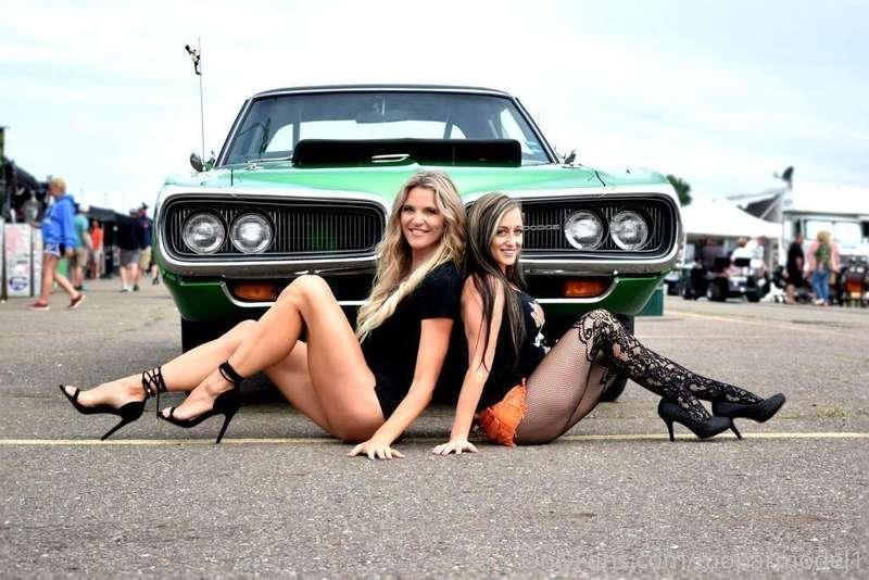 Front end Friday with my girl Halle Rose ❤️❤️
Happy Friday!!