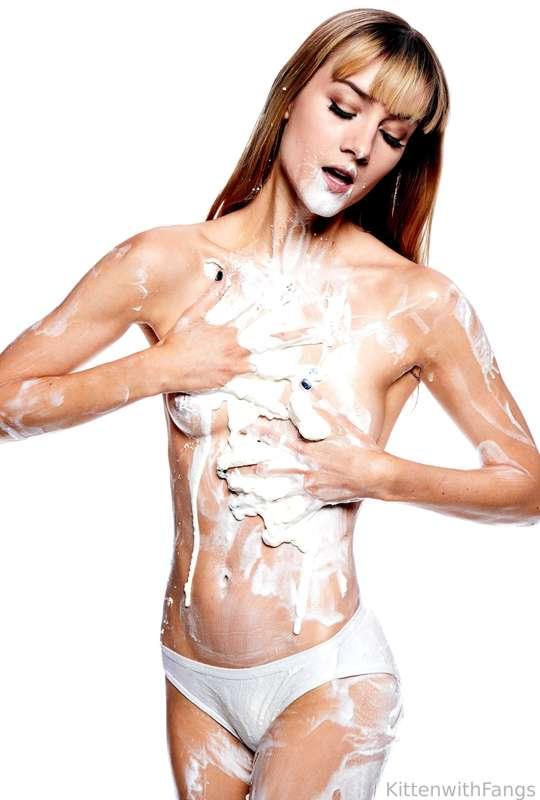 kittenwithfangs image #1