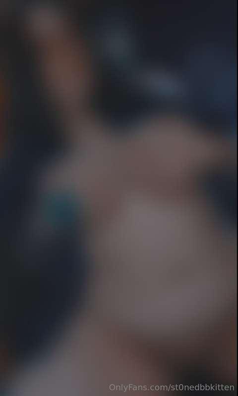 st0nedbbkitten image #1