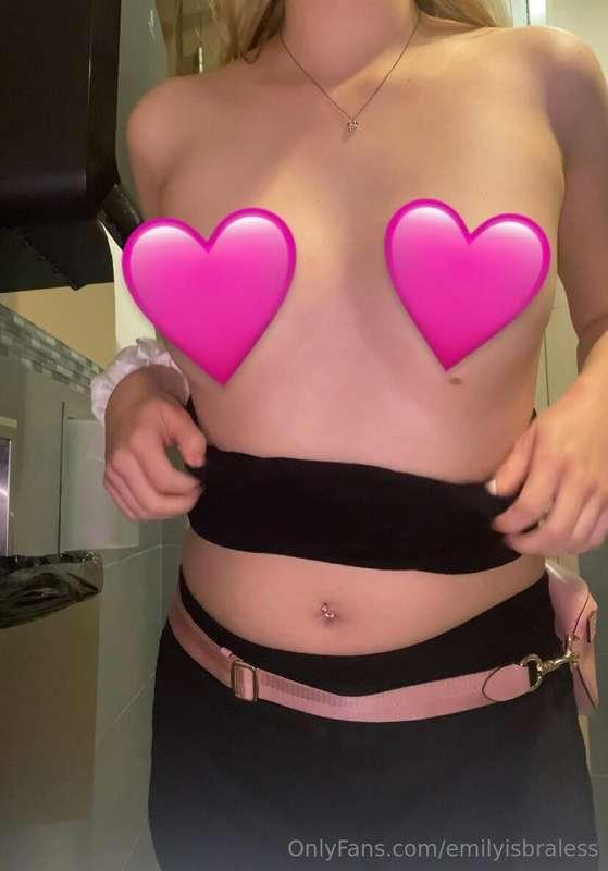Psst.. comment a pink heart 🩷 if you want to see the video o..