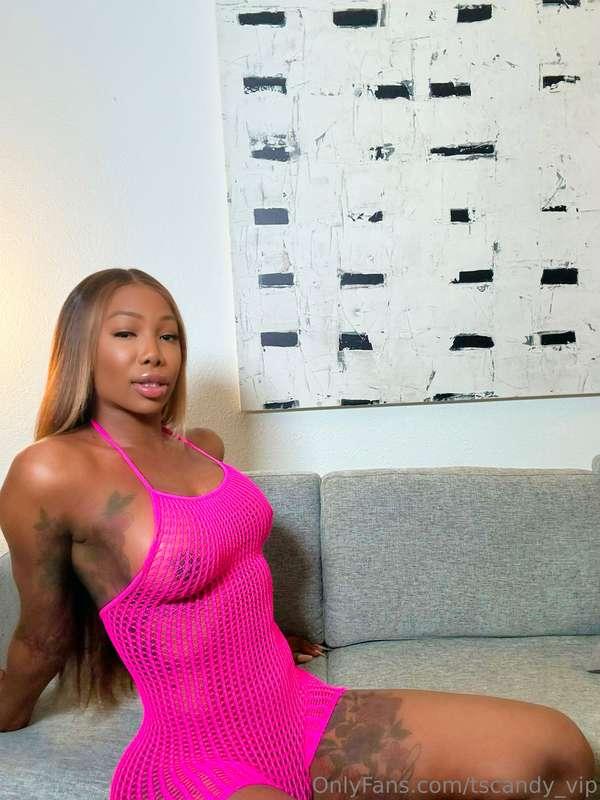Pull and play with my titties 🥵😳