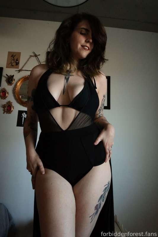 witchytq image #3