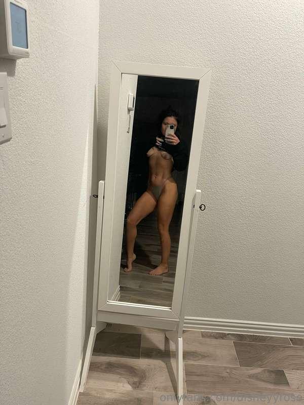 do you like my cute lil bitties?😇